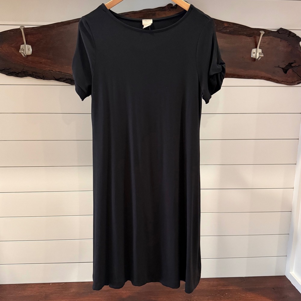 NWT Chico's Size 0 / Small Black Twist Sleeve Jersey Knit Shift Dress Stretch